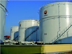 國際油價的低迷使中國的原油儲備大幅增加,如何進行原油粗放型處理是亟需解決的問題。 國際油價的低迷使中國的原油儲備大幅增加,如何進行原油粗放型處理是亟需解決的問題。