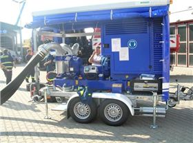 拖車式移動泵系統(tǒng) 拖車式移動泵系統(tǒng)