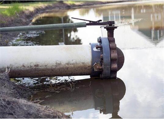 含油廢水的分離,含油廢水抽吸采用羅德耐腐蝕凸輪轉(zhuǎn)子泵 含油廢水的分離,含油廢水抽吸采用羅德耐腐蝕凸輪轉(zhuǎn)子泵