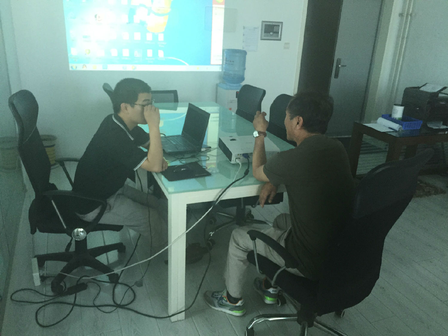 羅德公司銷售經(jīng)理講解轉(zhuǎn)子泵 羅德公司銷售經(jīng)理講解轉(zhuǎn)子泵